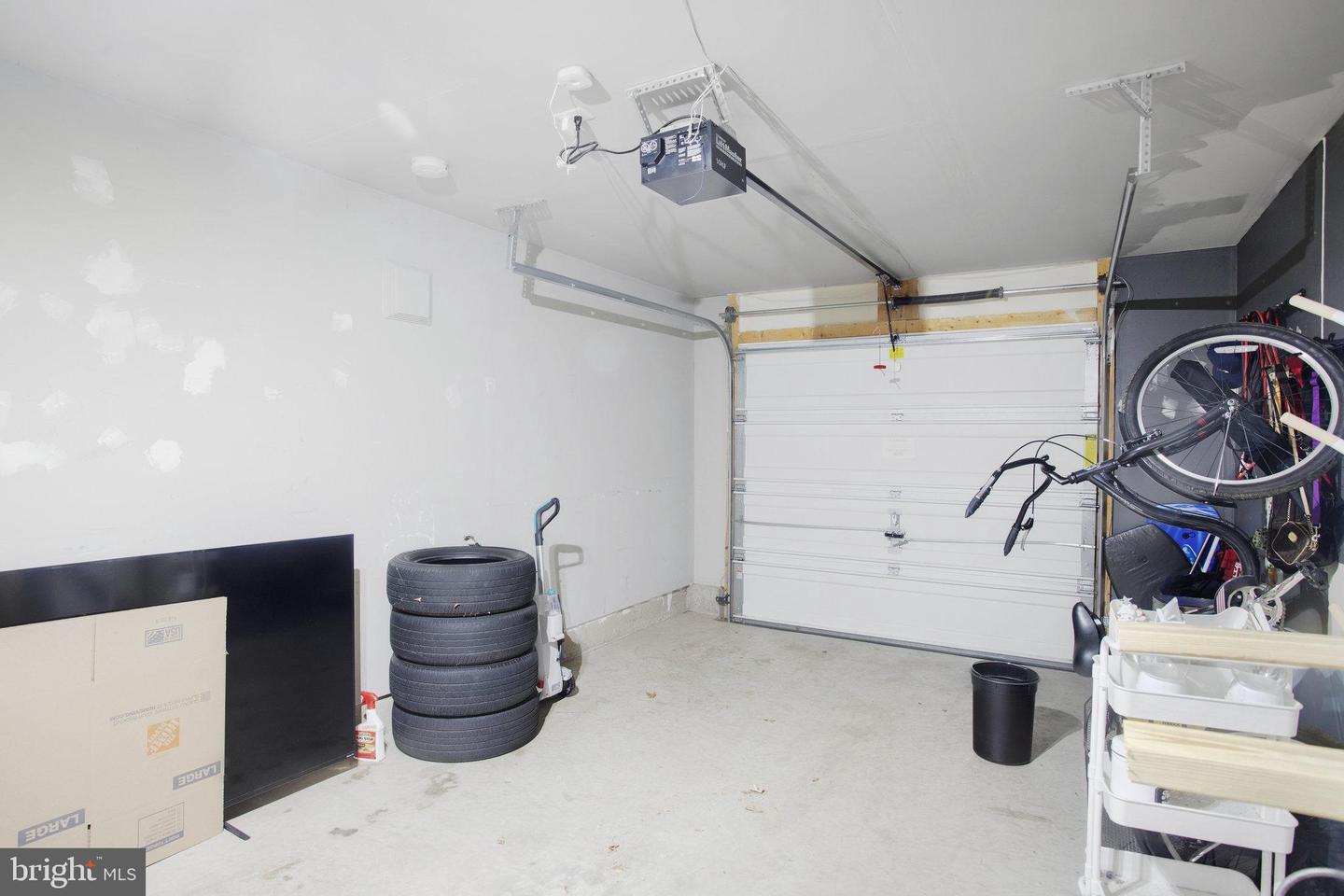 2350 MERSEYSIDE DR, WOODBRIDGE, Virginia 22191, 2 Bedrooms Bedrooms, ,1 BathroomBathrooms,Residential,For sale,2350 MERSEYSIDE DR,VAPW2094006 MLS # VAPW2094006