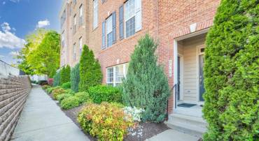2350 MERSEYSIDE DR, WOODBRIDGE, Virginia 22191, 2 Bedrooms Bedrooms, ,1 BathroomBathrooms,Residential,For sale,2350 MERSEYSIDE DR,VAPW2094006 MLS # VAPW2094006