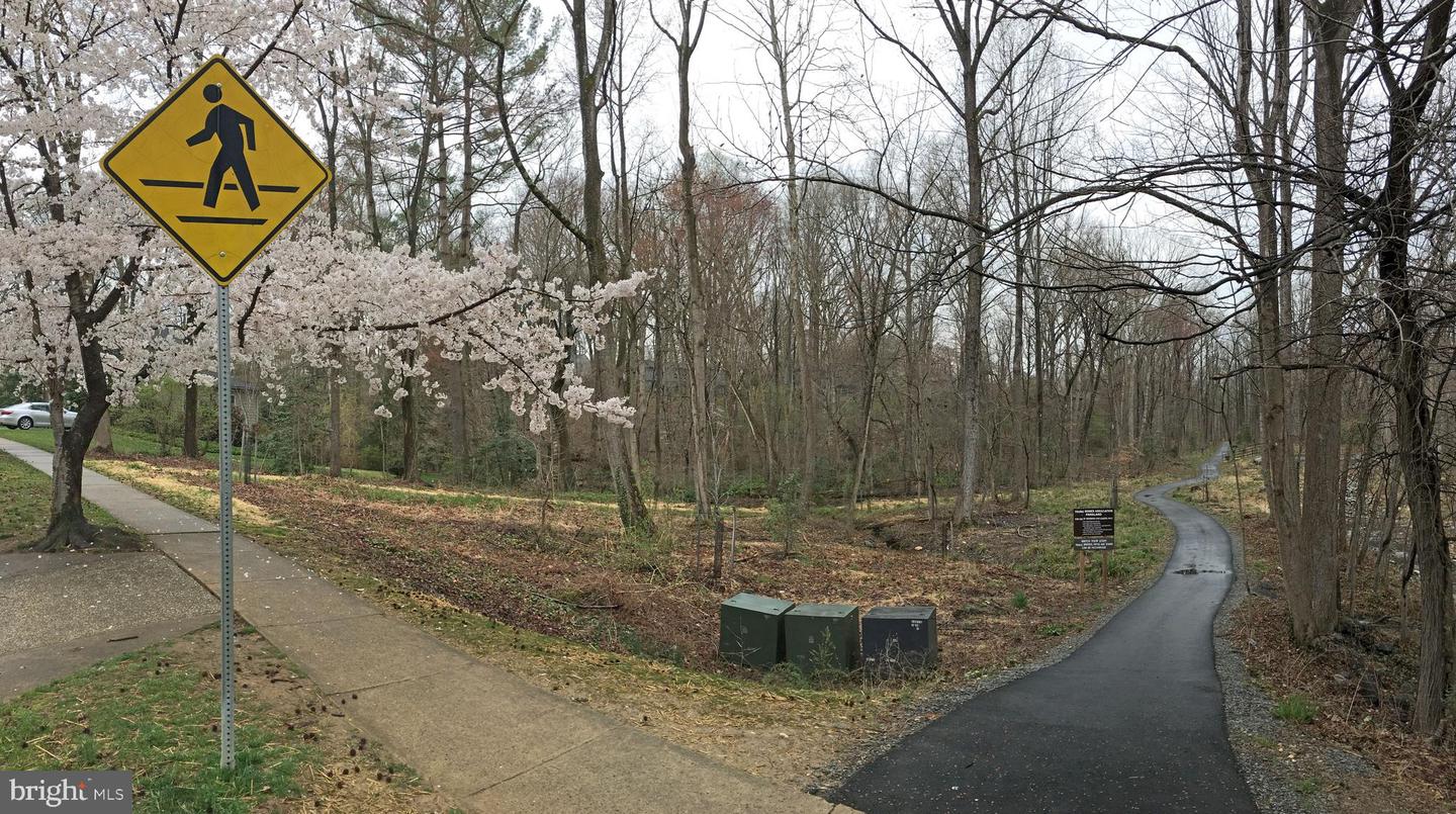8608 BATTAILLES CT, ANNANDALE, Virginia 22003, 4 Bedrooms Bedrooms, ,3 BathroomsBathrooms,Residential,For sale,8608 BATTAILLES CT,VAFX2238780 MLS # VAFX2238780