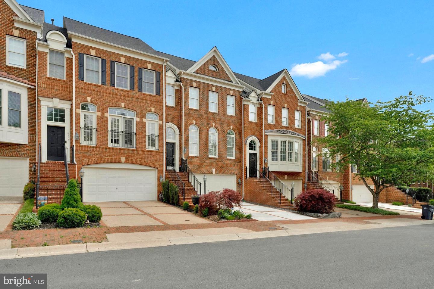 18524 PERDIDO BAY TER, LEESBURG, Virginia 20176, 3 Bedrooms Bedrooms, ,3 BathroomsBathrooms,Residential,For sale,18524 PERDIDO BAY TER,VALO2095644 MLS # VALO2095644