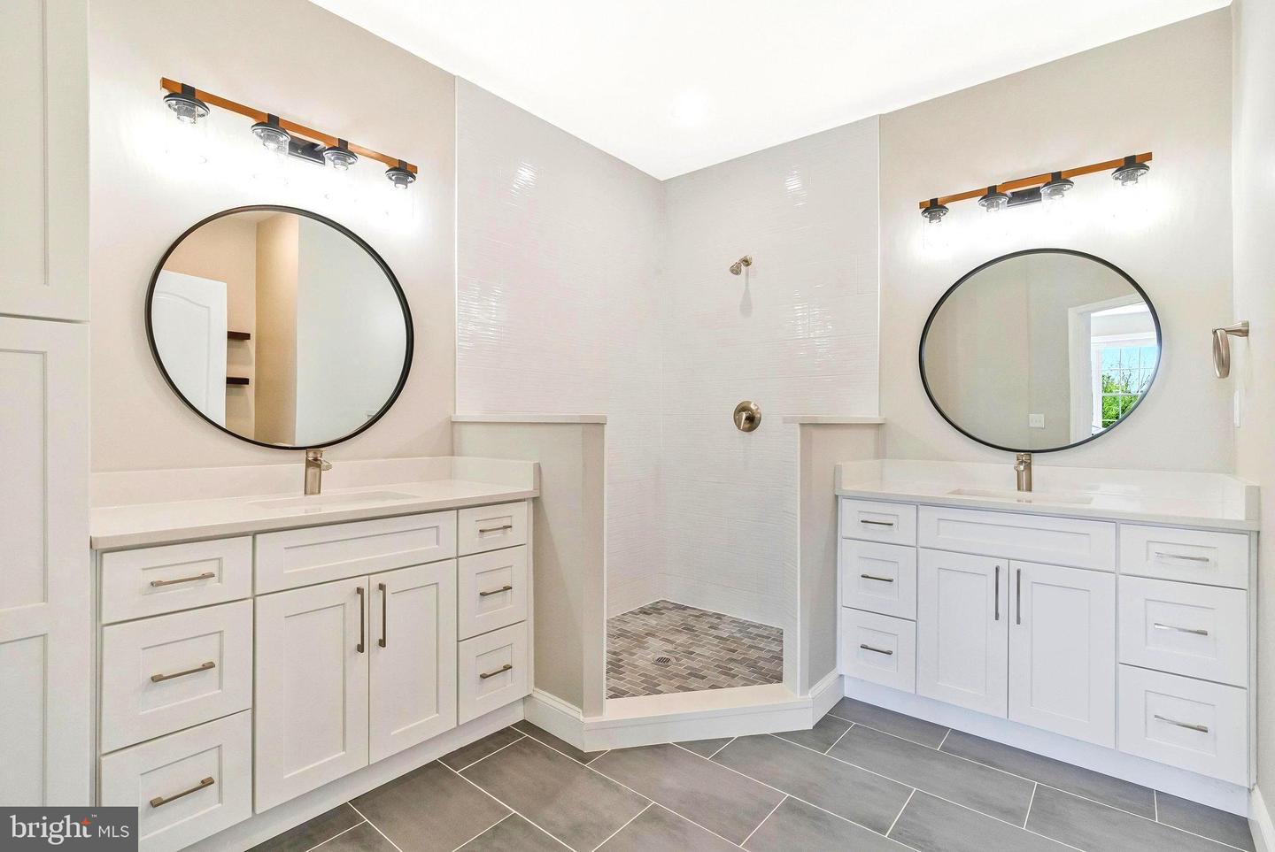 18524 PERDIDO BAY TER, LEESBURG, Virginia 20176, 3 Bedrooms Bedrooms, ,3 BathroomsBathrooms,Residential,For sale,18524 PERDIDO BAY TER,VALO2095644 MLS # VALO2095644