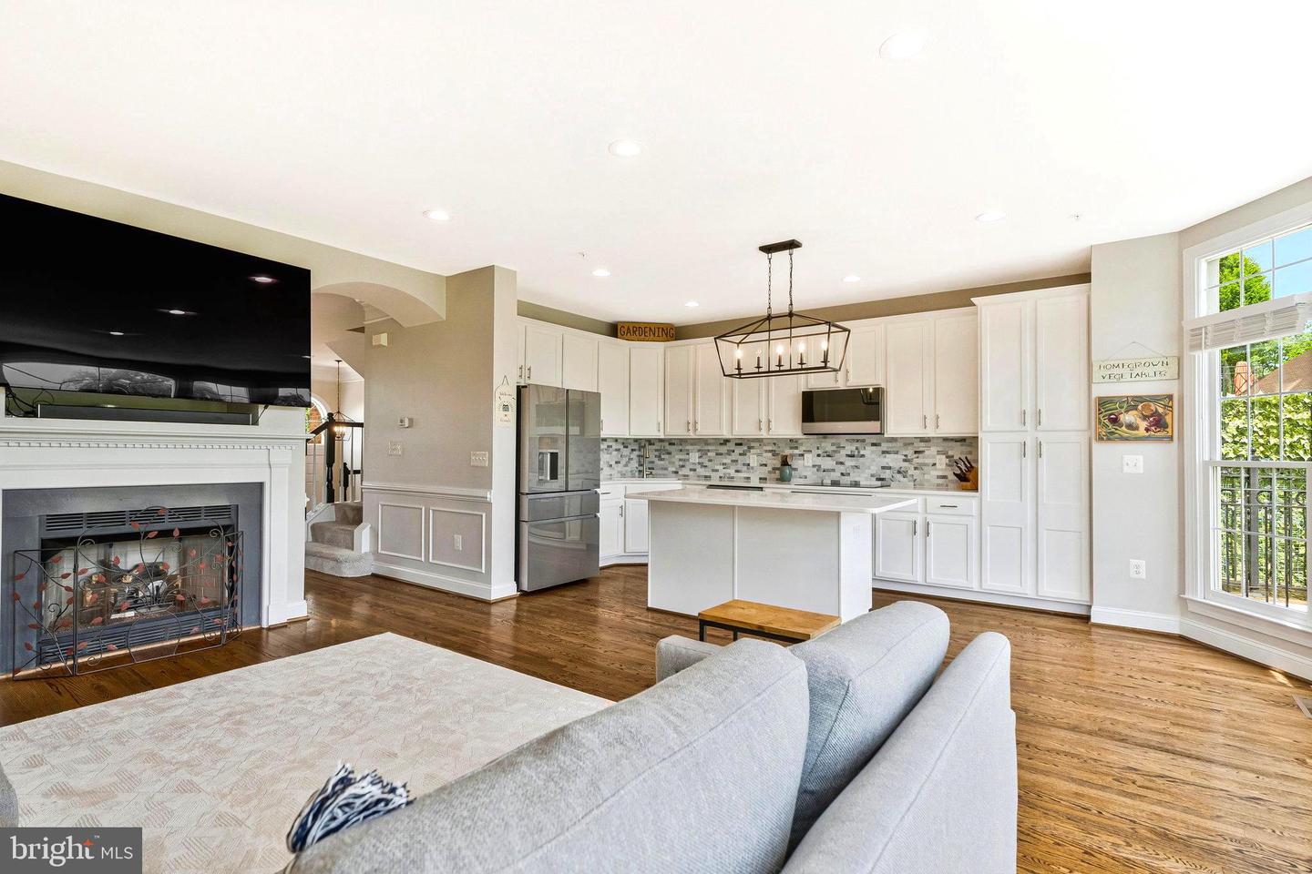 18524 PERDIDO BAY TER, LEESBURG, Virginia 20176, 3 Bedrooms Bedrooms, ,3 BathroomsBathrooms,Residential,For sale,18524 PERDIDO BAY TER,VALO2095644 MLS # VALO2095644