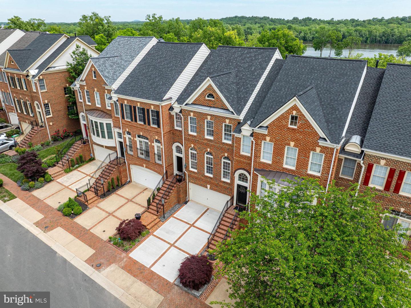 18524 PERDIDO BAY TER, LEESBURG, Virginia 20176, 3 Bedrooms Bedrooms, ,3 BathroomsBathrooms,Residential,For sale,18524 PERDIDO BAY TER,VALO2095644 MLS # VALO2095644