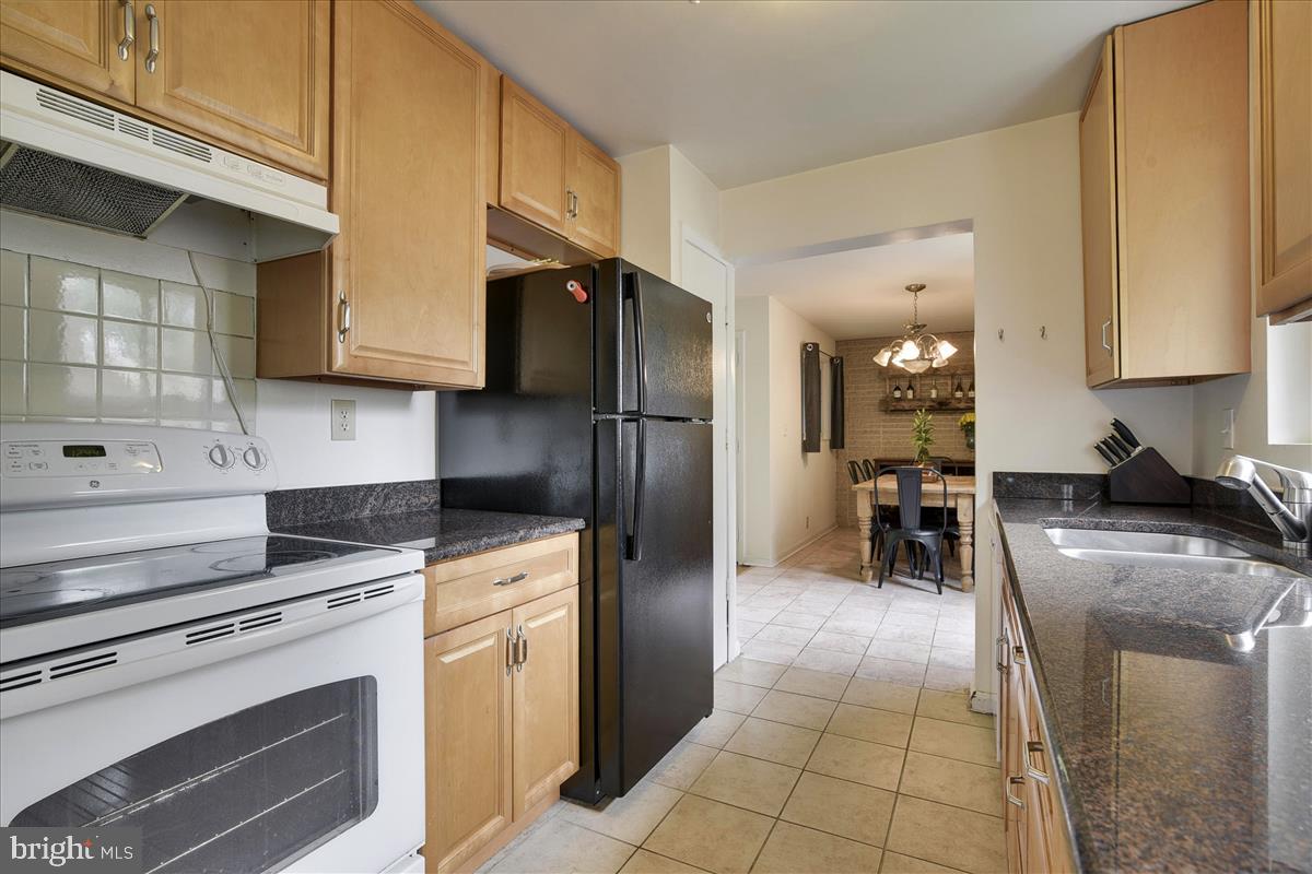 7315 MARC DR, FALLS CHURCH, Virginia 22042, 3 Bedrooms Bedrooms, ,2 BathroomsBathrooms,Residential,For sale,7315 MARC DR,VAFX2238572 MLS # VAFX2238572