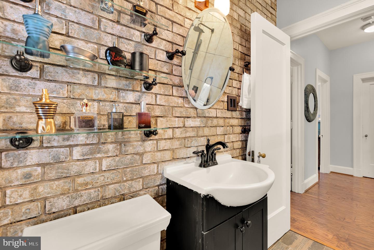 1613 HARVARD ST NW #105, WASHINGTON, District Of Columbia 20009, 2 Bedrooms Bedrooms, ,1 BathroomBathrooms,Residential,For sale,1613 HARVARD ST NW #105,DCDC2199146 MLS # DCDC2199146