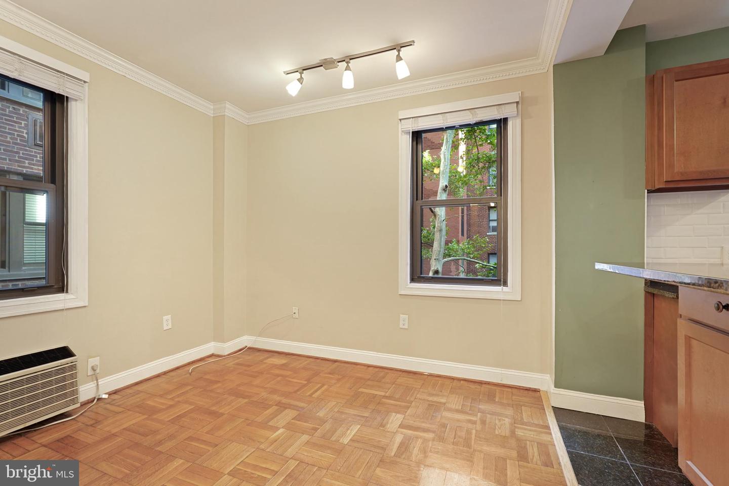 1010 25TH ST NW #311, WASHINGTON, District Of Columbia 20037, 1 Bedroom Bedrooms, ,1 BathroomBathrooms,Residential,For sale,1010 25TH ST NW #311,DCDC2199178 MLS # DCDC2199178
