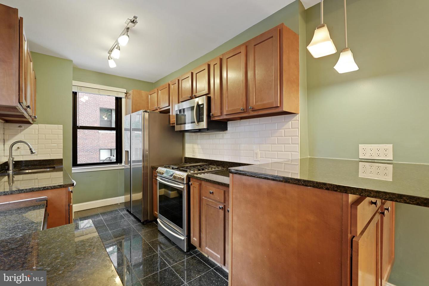 1010 25TH ST NW #311, WASHINGTON, District Of Columbia 20037, 1 Bedroom Bedrooms, ,1 BathroomBathrooms,Residential,For sale,1010 25TH ST NW #311,DCDC2199178 MLS # DCDC2199178