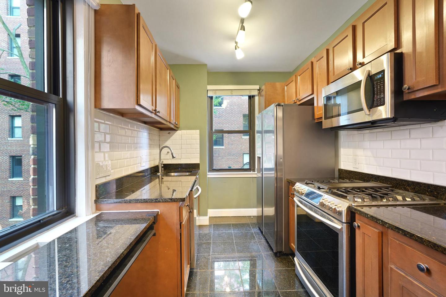 1010 25TH ST NW #311, WASHINGTON, District Of Columbia 20037, 1 Bedroom Bedrooms, ,1 BathroomBathrooms,Residential,For sale,1010 25TH ST NW #311,DCDC2199178 MLS # DCDC2199178