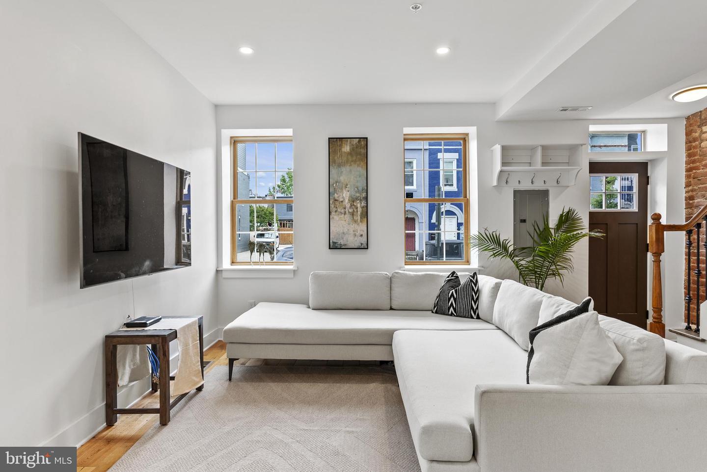 119 BATES ST NW #1, WASHINGTON, District Of Columbia 20001, 3 Bedrooms Bedrooms, ,3 BathroomsBathrooms,Residential,For sale,119 BATES ST NW #1,DCDC2199260 MLS # DCDC2199260