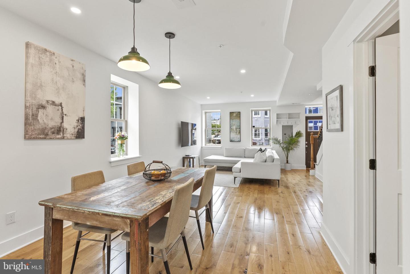 119 BATES ST NW #1, WASHINGTON, District Of Columbia 20001, 3 Bedrooms Bedrooms, ,3 BathroomsBathrooms,Residential,For sale,119 BATES ST NW #1,DCDC2199260 MLS # DCDC2199260