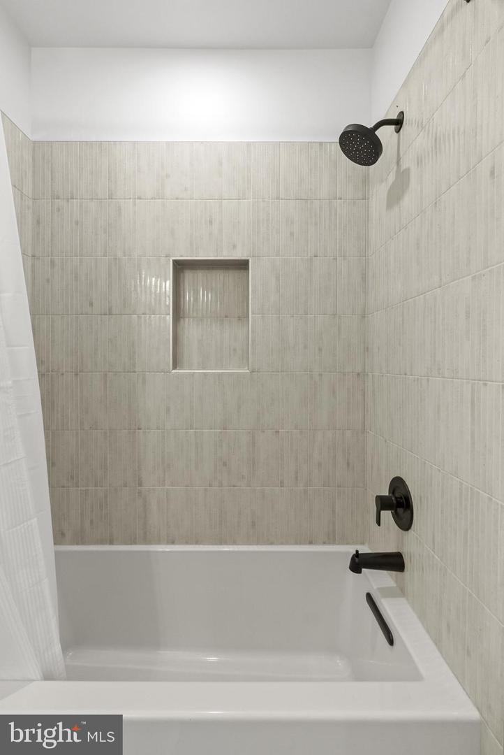 119 BATES ST NW #1, WASHINGTON, District Of Columbia 20001, 3 Bedrooms Bedrooms, ,3 BathroomsBathrooms,Residential,For sale,119 BATES ST NW #1,DCDC2199260 MLS # DCDC2199260