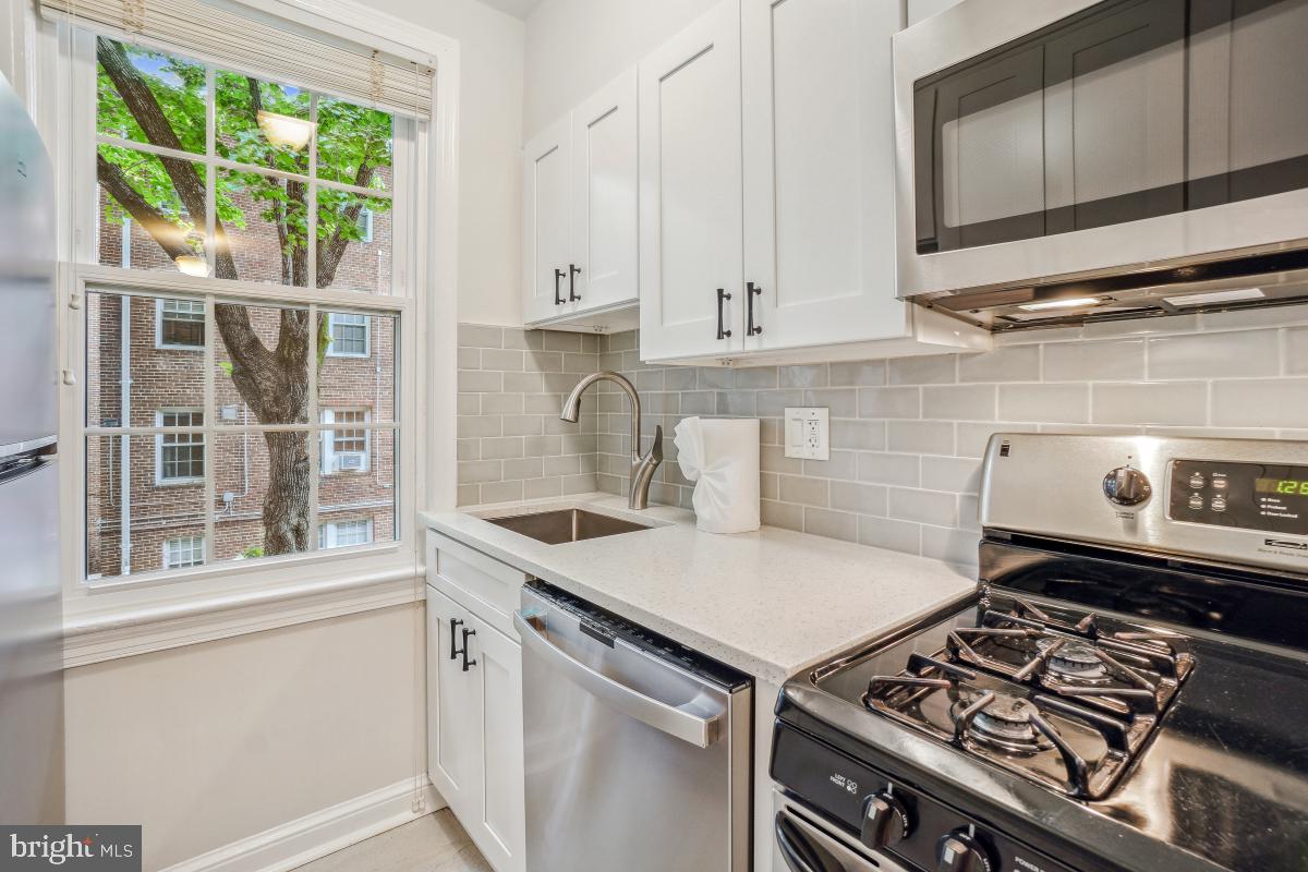 2803 CORTLAND PL NW #107, WASHINGTON, District Of Columbia 20008, 1 Bedroom Bedrooms, ,1 BathroomBathrooms,Residential,For sale,2803 CORTLAND PL NW #107,DCDC2199294 MLS # DCDC2199294