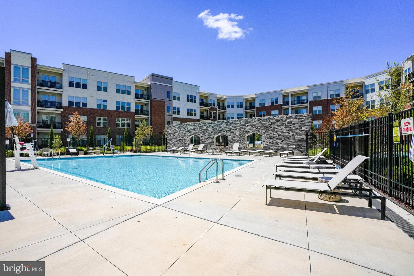 10755 FAIRGROUNDS DR #320, FAIRFAX, Virginia 22030, 1 Bedroom Bedrooms, ,1 BathroomBathrooms,Residential,For sale,10755 FAIRGROUNDS DR #320,VAFC2006274 MLS # VAFC2006274