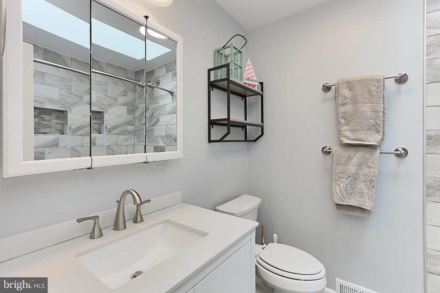 11123 BYRD CT, FAIRFAX, Virginia 22030, 4 Bedrooms Bedrooms, ,3 BathroomsBathrooms,Residential,For sale,11123 BYRD CT,VAFX2238994 MLS # VAFX2238994