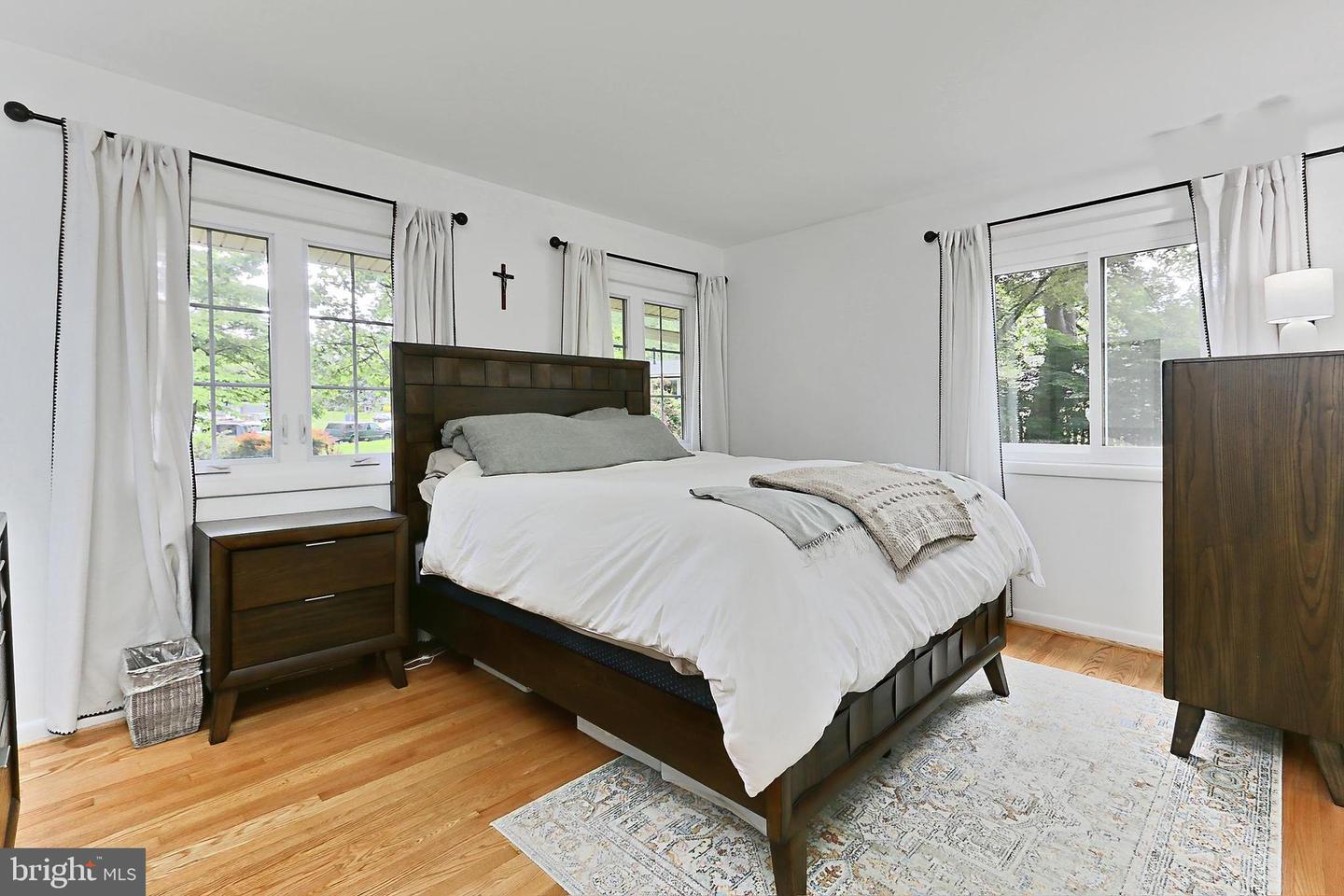 11123 BYRD CT, FAIRFAX, Virginia 22030, 4 Bedrooms Bedrooms, ,3 BathroomsBathrooms,Residential,For sale,11123 BYRD CT,VAFX2238994 MLS # VAFX2238994