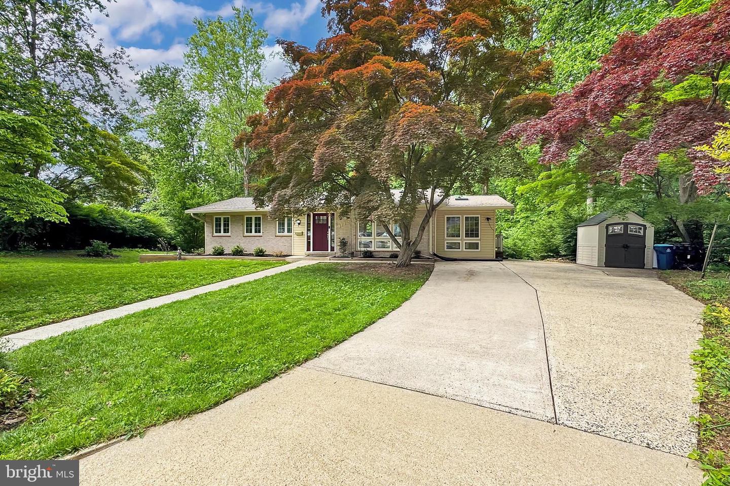 11123 BYRD CT, FAIRFAX, Virginia 22030, 4 Bedrooms Bedrooms, ,3 BathroomsBathrooms,Residential,For sale,11123 BYRD CT,VAFX2238994 MLS # VAFX2238994