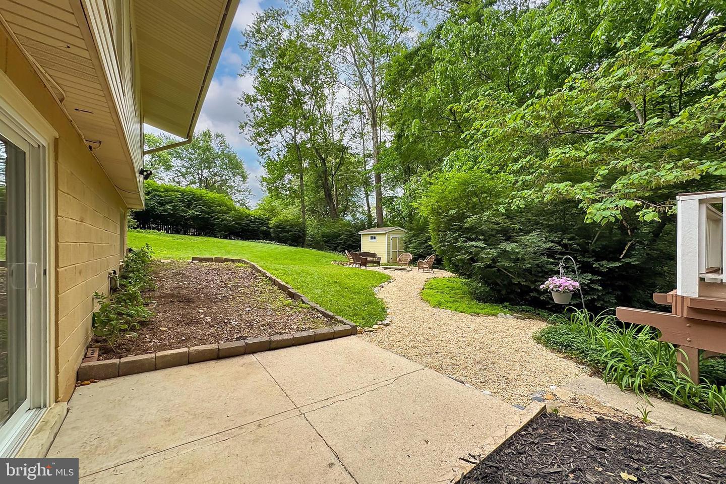 11123 BYRD CT, FAIRFAX, Virginia 22030, 4 Bedrooms Bedrooms, ,3 BathroomsBathrooms,Residential,For sale,11123 BYRD CT,VAFX2238994 MLS # VAFX2238994
