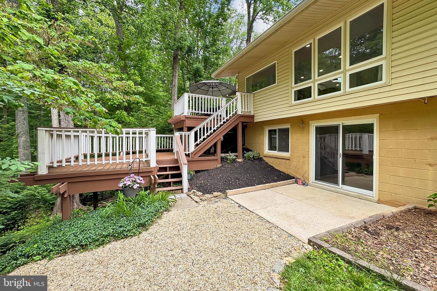 11123 BYRD CT, FAIRFAX, Virginia 22030, 4 Bedrooms Bedrooms, ,3 BathroomsBathrooms,Residential,For sale,11123 BYRD CT,VAFX2238994 MLS # VAFX2238994