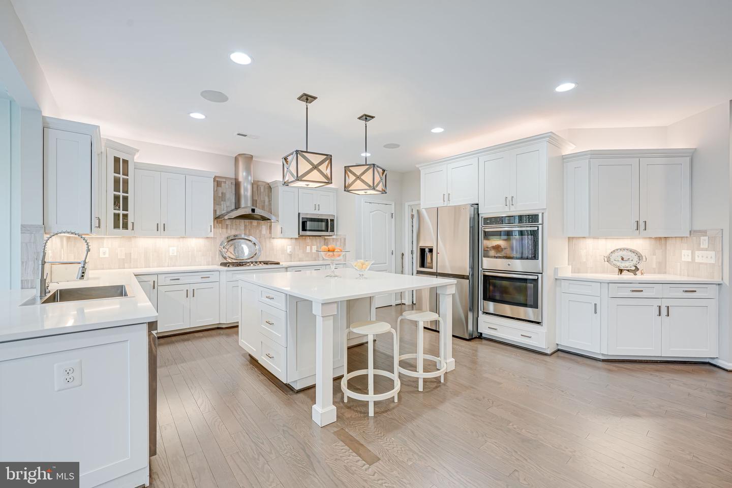 41064 MAPLEHURST DR, ALDIE, Virginia 20105, 7 Bedrooms Bedrooms, ,5 BathroomsBathrooms,Residential,For sale,41064 MAPLEHURST DR,VALO2095722 MLS # VALO2095722