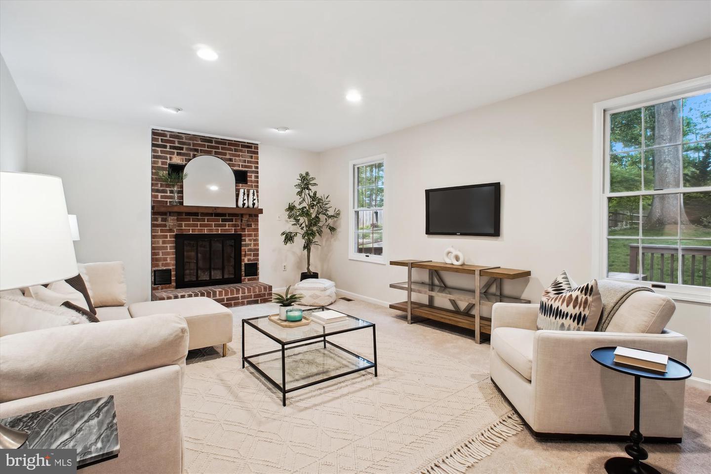 11444 TANBARK DR, RESTON, Virginia 20191, 4 Bedrooms Bedrooms, ,2 BathroomsBathrooms,Residential,For sale,11444 TANBARK DR,VAFX2239058 MLS # VAFX2239058
