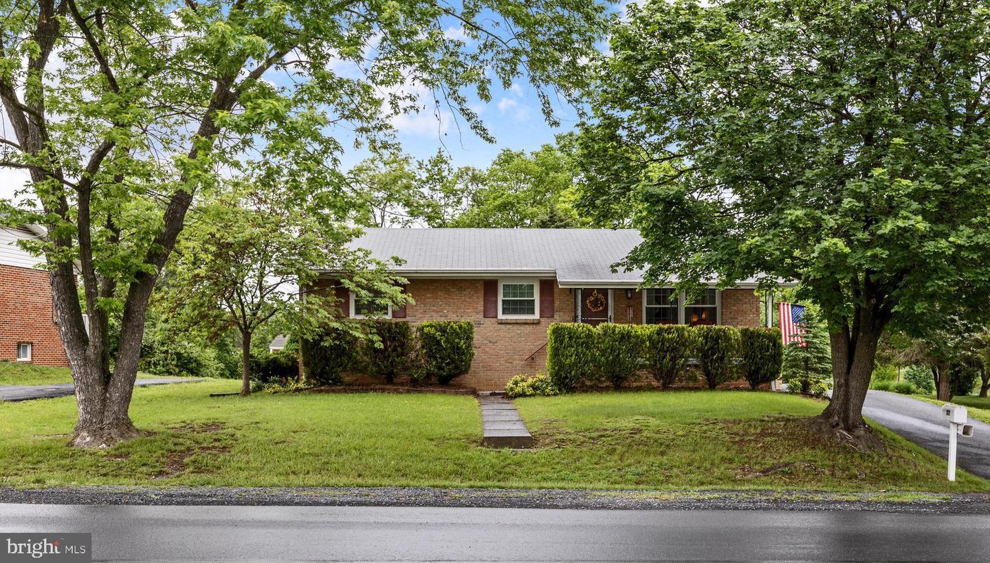 107 CARDINAL LN, WINCHESTER, Virginia 22602, 3 Bedrooms Bedrooms, ,2 BathroomsBathrooms,Residential,For sale,107 CARDINAL LN,VAFV2033978 MLS # VAFV2033978