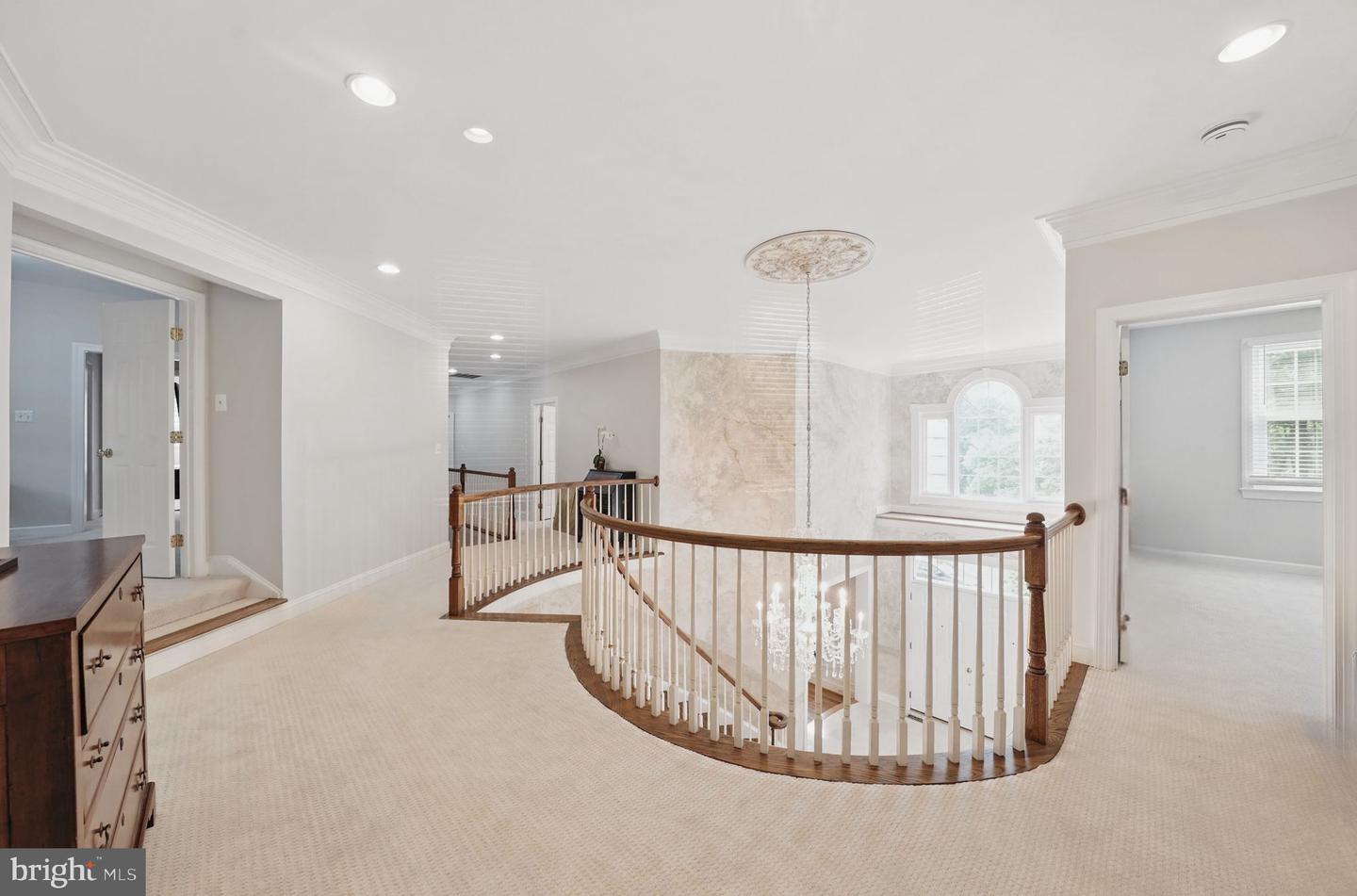 1813 SOLITAIRE LN, MCLEAN, Virginia 22101, 6 Bedrooms Bedrooms, ,4 BathroomsBathrooms,Residential,For sale,1813 SOLITAIRE LN,VAFX2239114 MLS # VAFX2239114