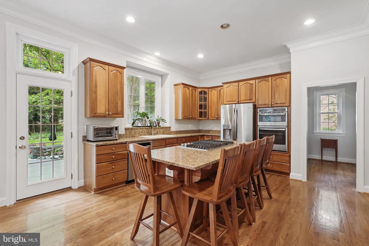 1813 SOLITAIRE LN, MCLEAN, Virginia 22101, 6 Bedrooms Bedrooms, ,4 BathroomsBathrooms,Residential,For sale,1813 SOLITAIRE LN,VAFX2239114 MLS # VAFX2239114