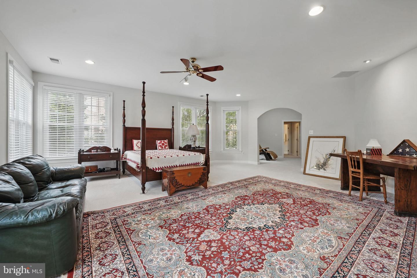 1813 SOLITAIRE LN, MCLEAN, Virginia 22101, 6 Bedrooms Bedrooms, ,4 BathroomsBathrooms,Residential,For sale,1813 SOLITAIRE LN,VAFX2239114 MLS # VAFX2239114