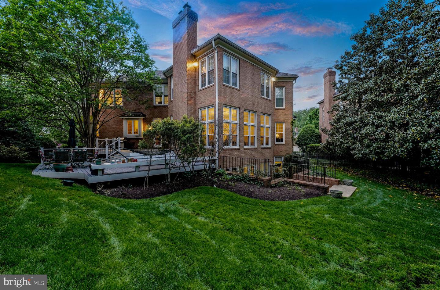 1813 SOLITAIRE LN, MCLEAN, Virginia 22101, 6 Bedrooms Bedrooms, ,4 BathroomsBathrooms,Residential,For sale,1813 SOLITAIRE LN,VAFX2239114 MLS # VAFX2239114