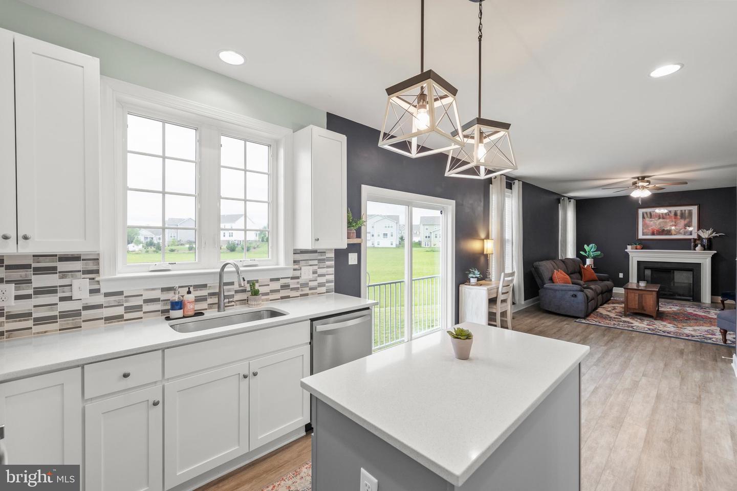 220 LADYSMITH DR, STEPHENS CITY, Virginia 22655, 4 Bedrooms Bedrooms, ,2 BathroomsBathrooms,Residential,For sale,220 LADYSMITH DR,VAFV2034042 MLS # VAFV2034042