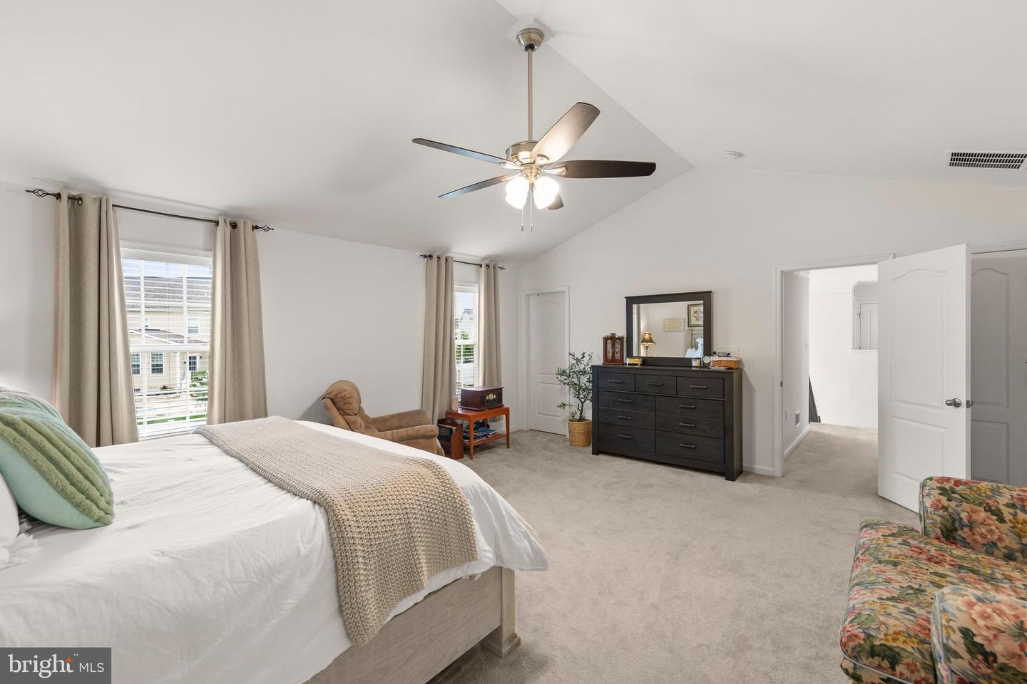 220 LADYSMITH DR, STEPHENS CITY, Virginia 22655, 4 Bedrooms Bedrooms, ,2 BathroomsBathrooms,Residential,For sale,220 LADYSMITH DR,VAFV2034042 MLS # VAFV2034042