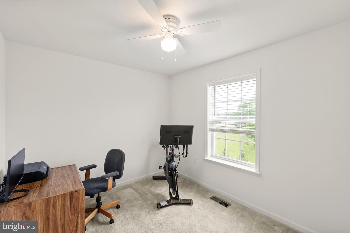 220 LADYSMITH DR, STEPHENS CITY, Virginia 22655, 4 Bedrooms Bedrooms, ,2 BathroomsBathrooms,Residential,For sale,220 LADYSMITH DR,VAFV2034042 MLS # VAFV2034042