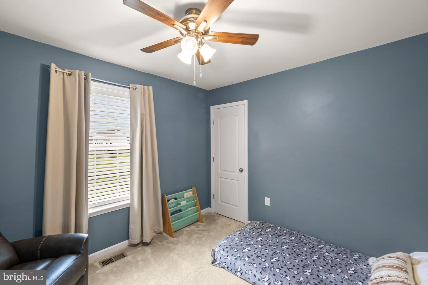 220 LADYSMITH DR, STEPHENS CITY, Virginia 22655, 4 Bedrooms Bedrooms, ,2 BathroomsBathrooms,Residential,For sale,220 LADYSMITH DR,VAFV2034042 MLS # VAFV2034042