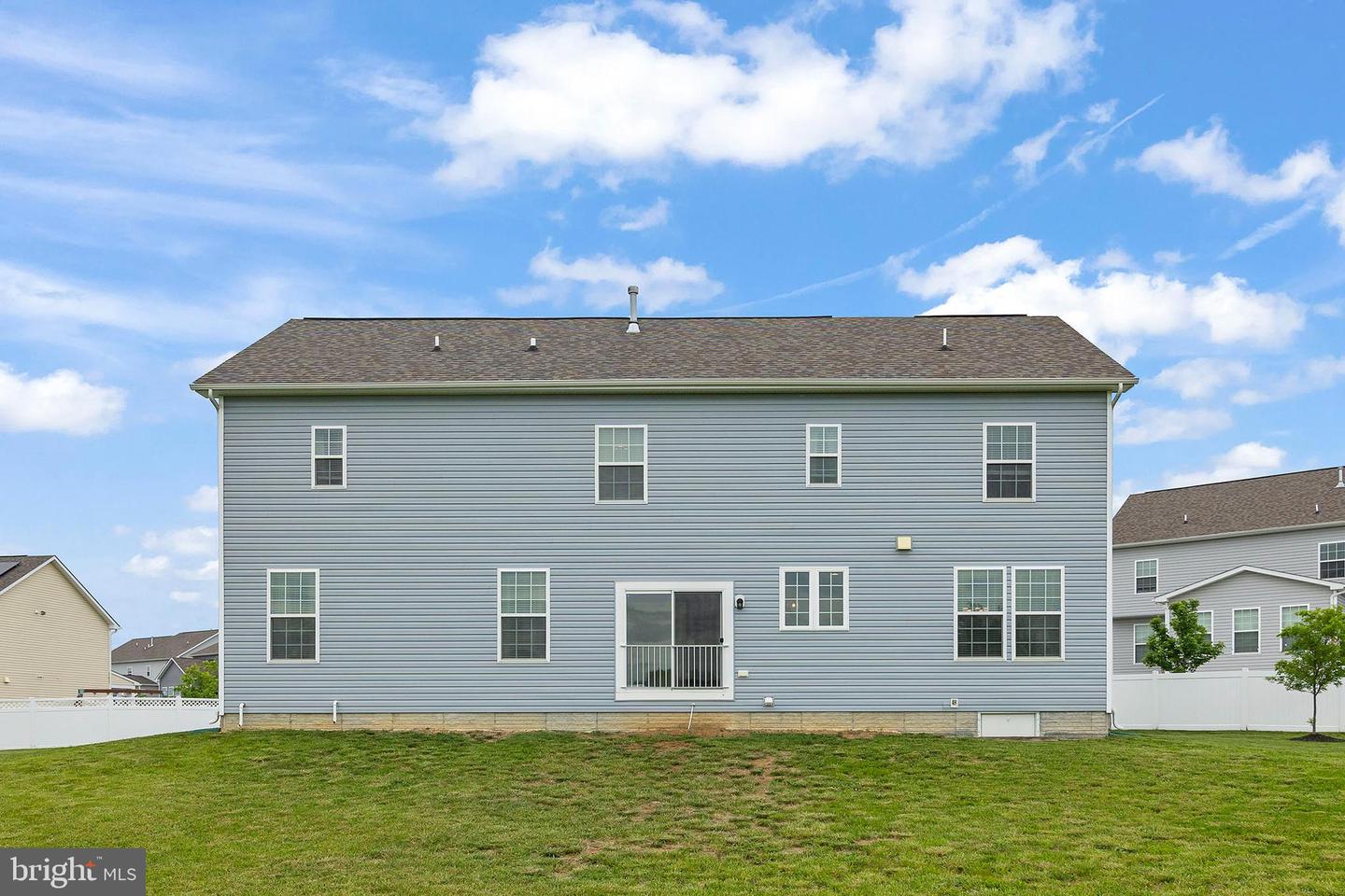 220 LADYSMITH DR, STEPHENS CITY, Virginia 22655, 4 Bedrooms Bedrooms, ,2 BathroomsBathrooms,Residential,For sale,220 LADYSMITH DR,VAFV2034042 MLS # VAFV2034042