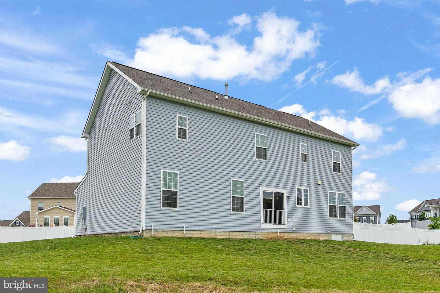 220 LADYSMITH DR, STEPHENS CITY, Virginia 22655, 4 Bedrooms Bedrooms, ,2 BathroomsBathrooms,Residential,For sale,220 LADYSMITH DR,VAFV2034042 MLS # VAFV2034042