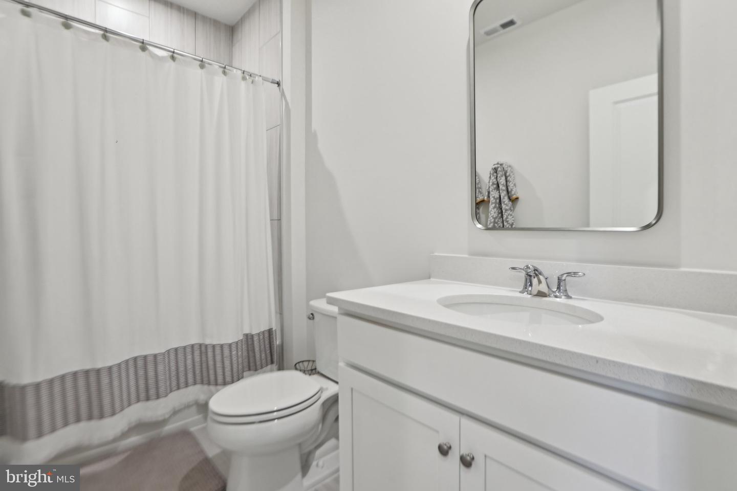 42089 SHINING STAR SQ, BRAMBLETON, Virginia 20148, 3 Bedrooms Bedrooms, ,2 BathroomsBathrooms,Residential,For sale,42089 SHINING STAR SQ,VALO2096018 MLS # VALO2096018