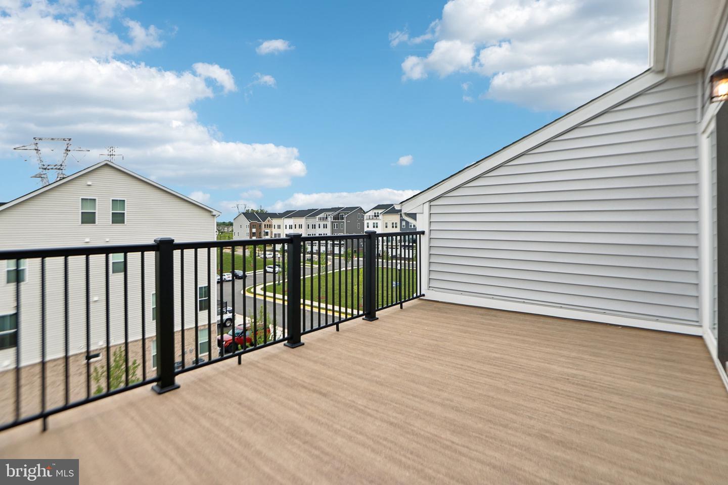42089 SHINING STAR SQ, BRAMBLETON, Virginia 20148, 3 Bedrooms Bedrooms, ,2 BathroomsBathrooms,Residential,For sale,42089 SHINING STAR SQ,VALO2096018 MLS # VALO2096018