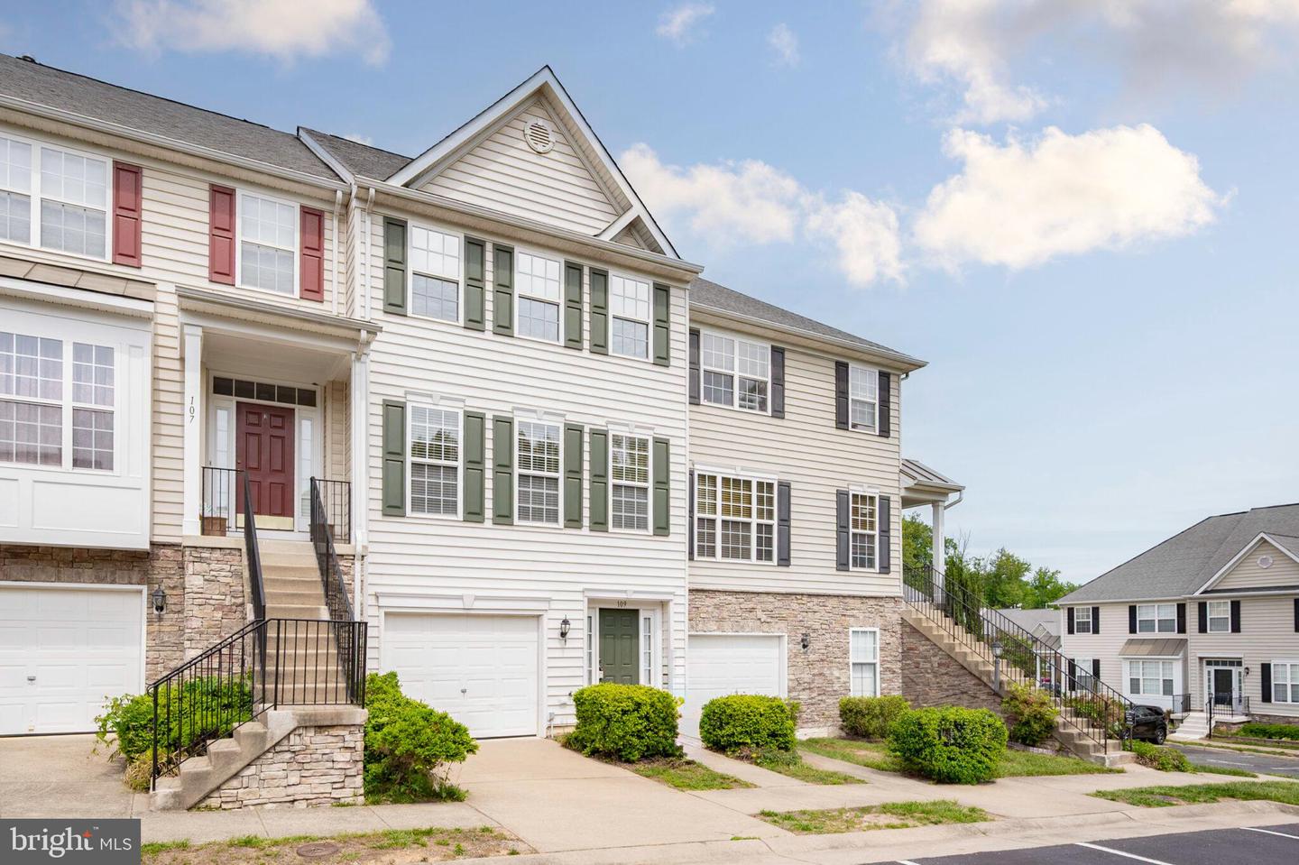109 REGATTA LN, STAFFORD, Virginia 22554, 3 Bedrooms Bedrooms, ,3 BathroomsBathrooms,Residential,For sale,109 REGATTA LN,VAST2038676 MLS # VAST2038676