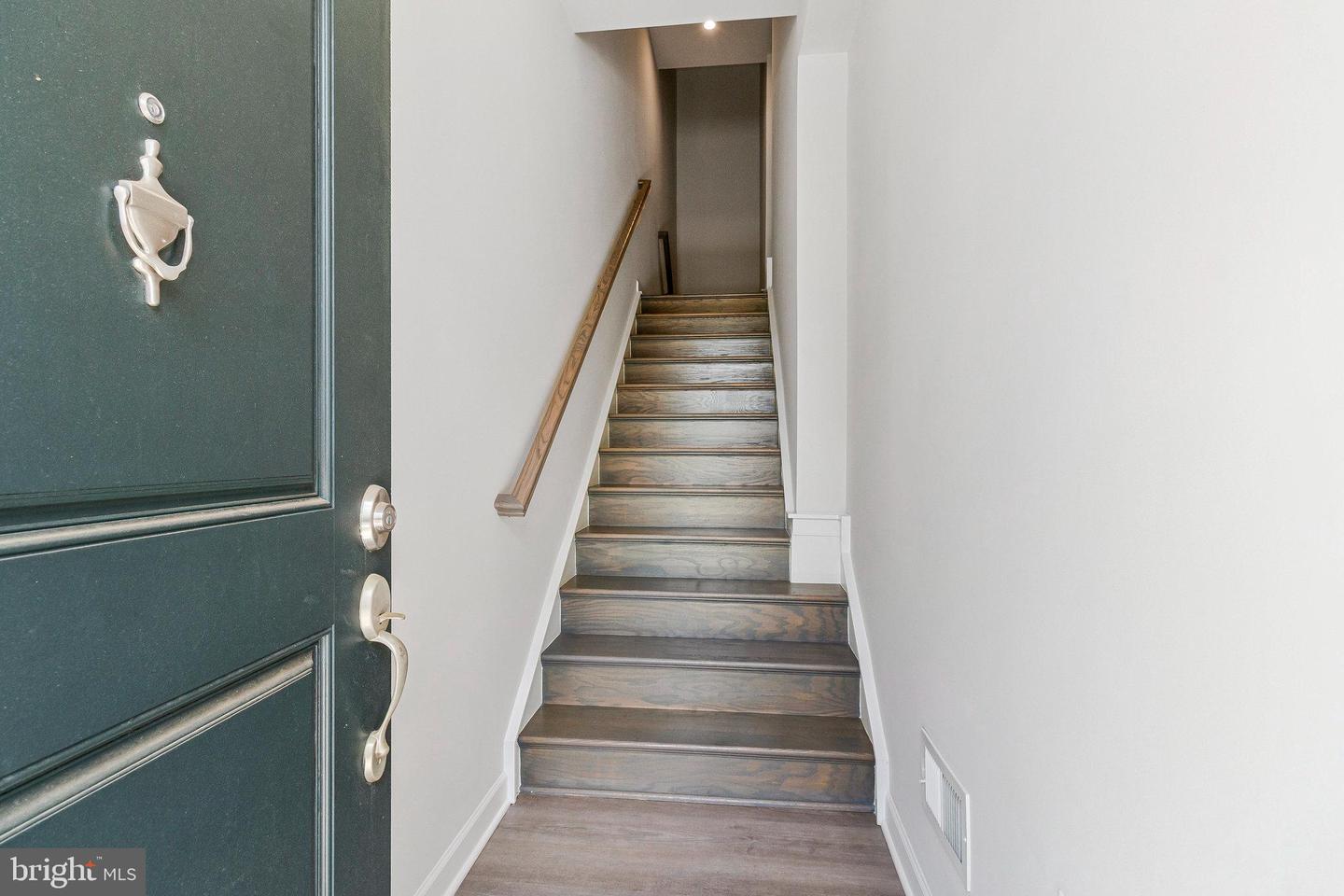 2820 HOKIE LN, ALEXANDRIA, Virginia 22306, 3 Bedrooms Bedrooms, ,2 BathroomsBathrooms,Residential,For sale,2820 HOKIE LN,VAFX2239778 MLS # VAFX2239778