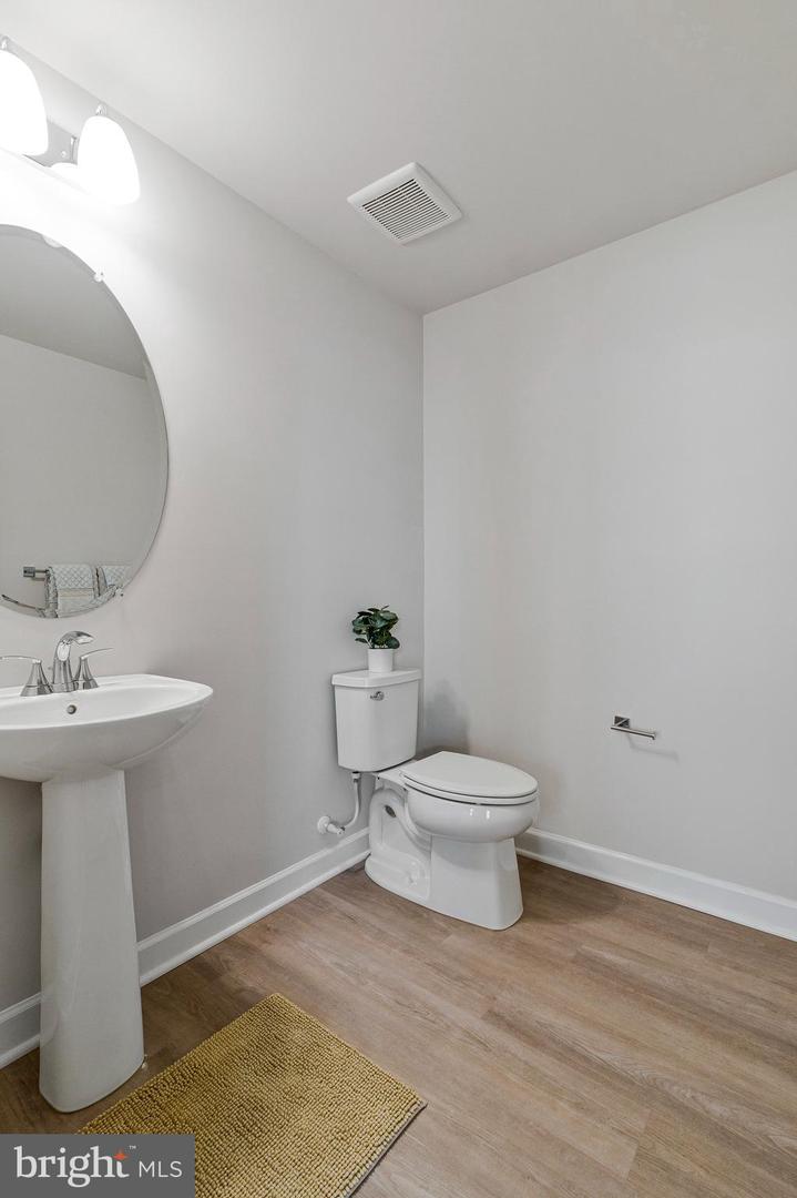 2820 HOKIE LN, ALEXANDRIA, Virginia 22306, 3 Bedrooms Bedrooms, ,2 BathroomsBathrooms,Residential,For sale,2820 HOKIE LN,VAFX2239778 MLS # VAFX2239778