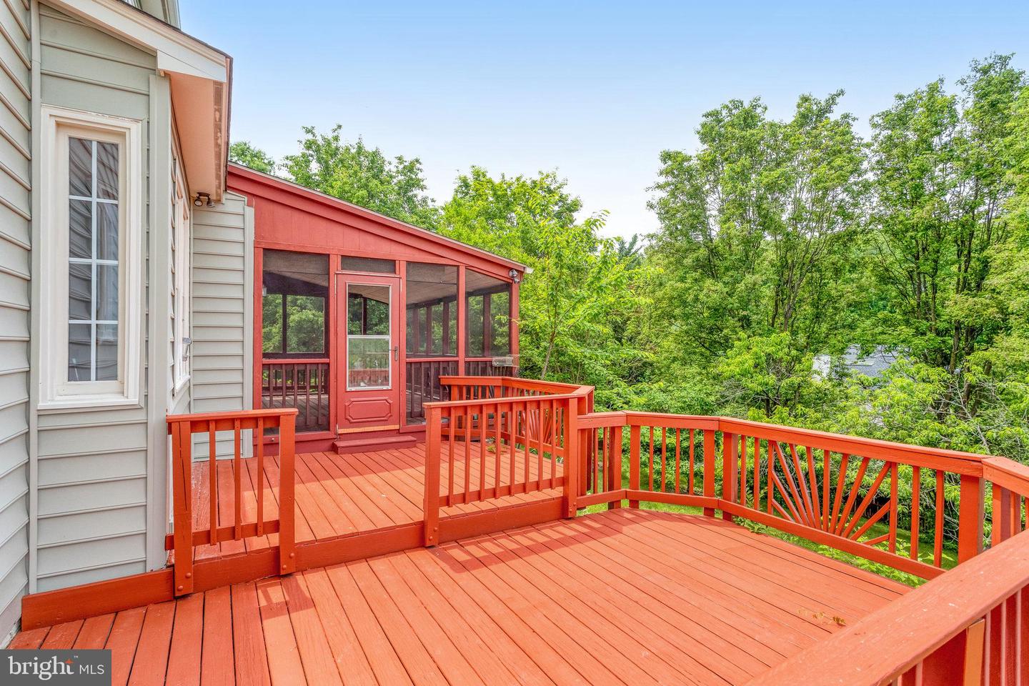 16028 KINGS MOUNTAIN RD, WOODBRIDGE, Virginia 22191, 4 Bedrooms Bedrooms, ,3 BathroomsBathrooms,Residential,For sale,16028 KINGS MOUNTAIN RD,VAPW2094350 MLS # VAPW2094350