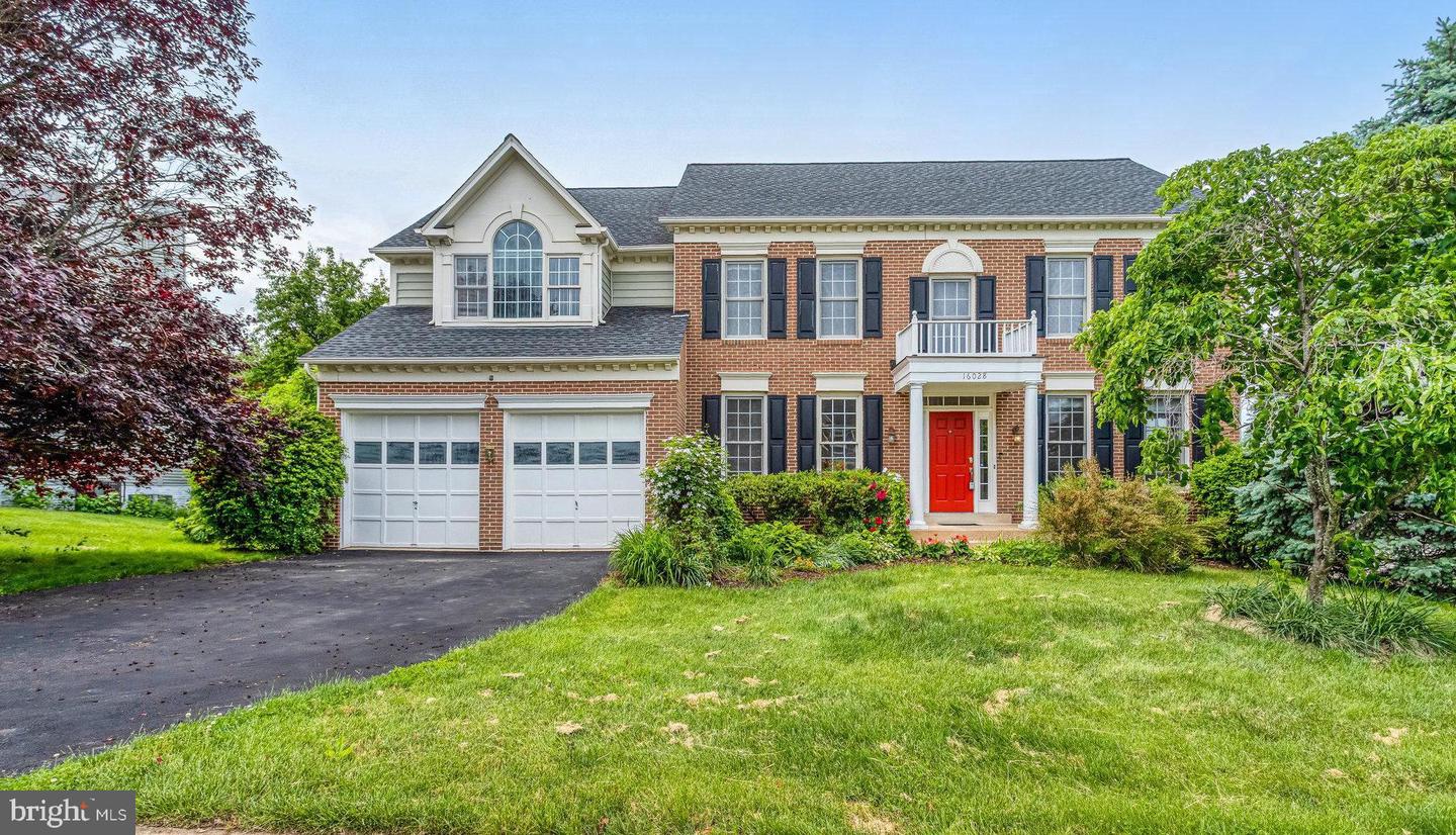 16028 KINGS MOUNTAIN RD, WOODBRIDGE, Virginia 22191, 4 Bedrooms Bedrooms, ,3 BathroomsBathrooms,Residential,For sale,16028 KINGS MOUNTAIN RD,VAPW2094350 MLS # VAPW2094350