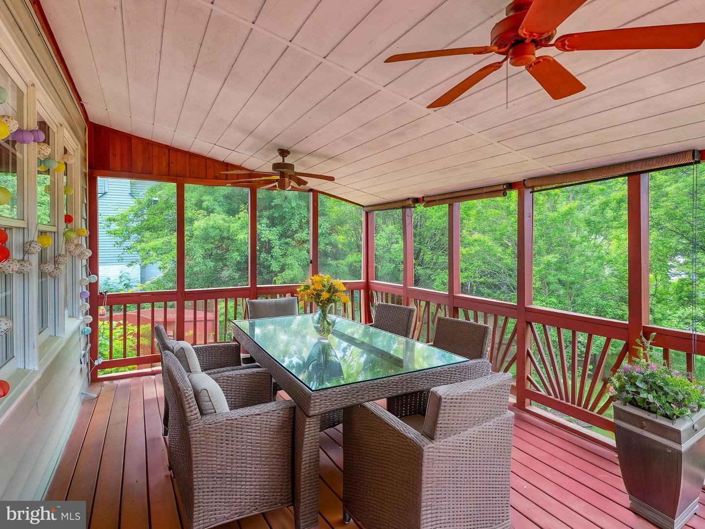 16028 KINGS MOUNTAIN RD, WOODBRIDGE, Virginia 22191, 4 Bedrooms Bedrooms, ,3 BathroomsBathrooms,Residential,For sale,16028 KINGS MOUNTAIN RD,VAPW2094350 MLS # VAPW2094350