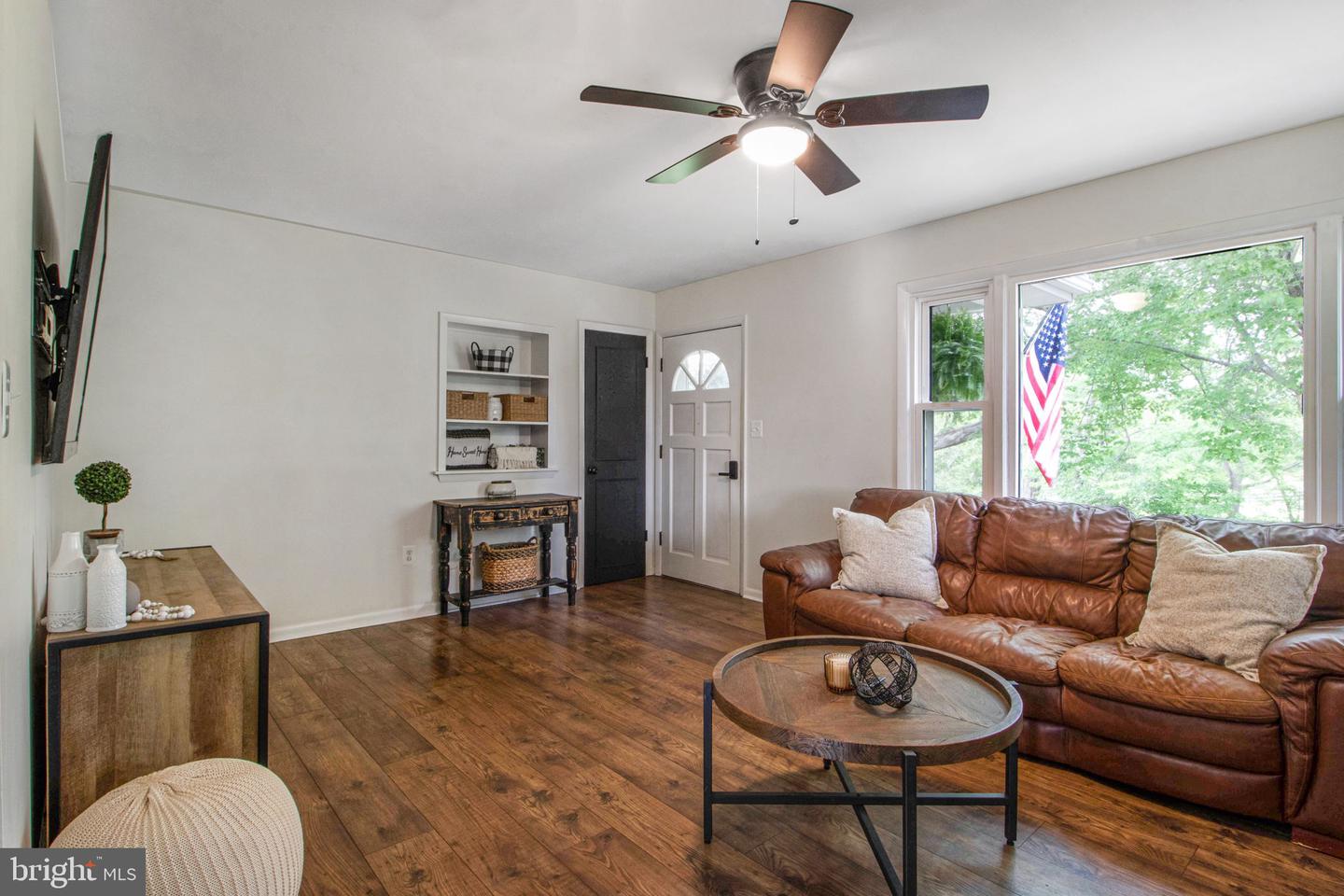 9576 DEER HOLLOW LANE, WARRENTON, Virginia 20186, 2 Bedrooms Bedrooms, ,1 BathroomBathrooms,Residential,For sale,9576 DEER HOLLOW LANE,VAFQ2016528 MLS # VAFQ2016528