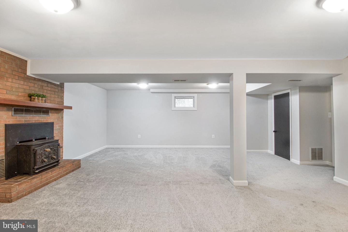 9576 DEER HOLLOW LANE, WARRENTON, Virginia 20186, 2 Bedrooms Bedrooms, ,1 BathroomBathrooms,Residential,For sale,9576 DEER HOLLOW LANE,VAFQ2016528 MLS # VAFQ2016528
