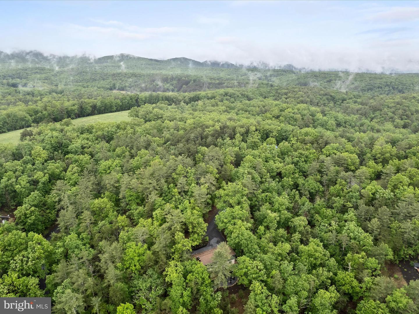 209 HOGAN DR, BASYE, Virginia 22810, 3 Bedrooms Bedrooms, ,3 BathroomsBathrooms,Residential,For sale,209 HOGAN DR,VASH2011386 MLS # VASH2011386