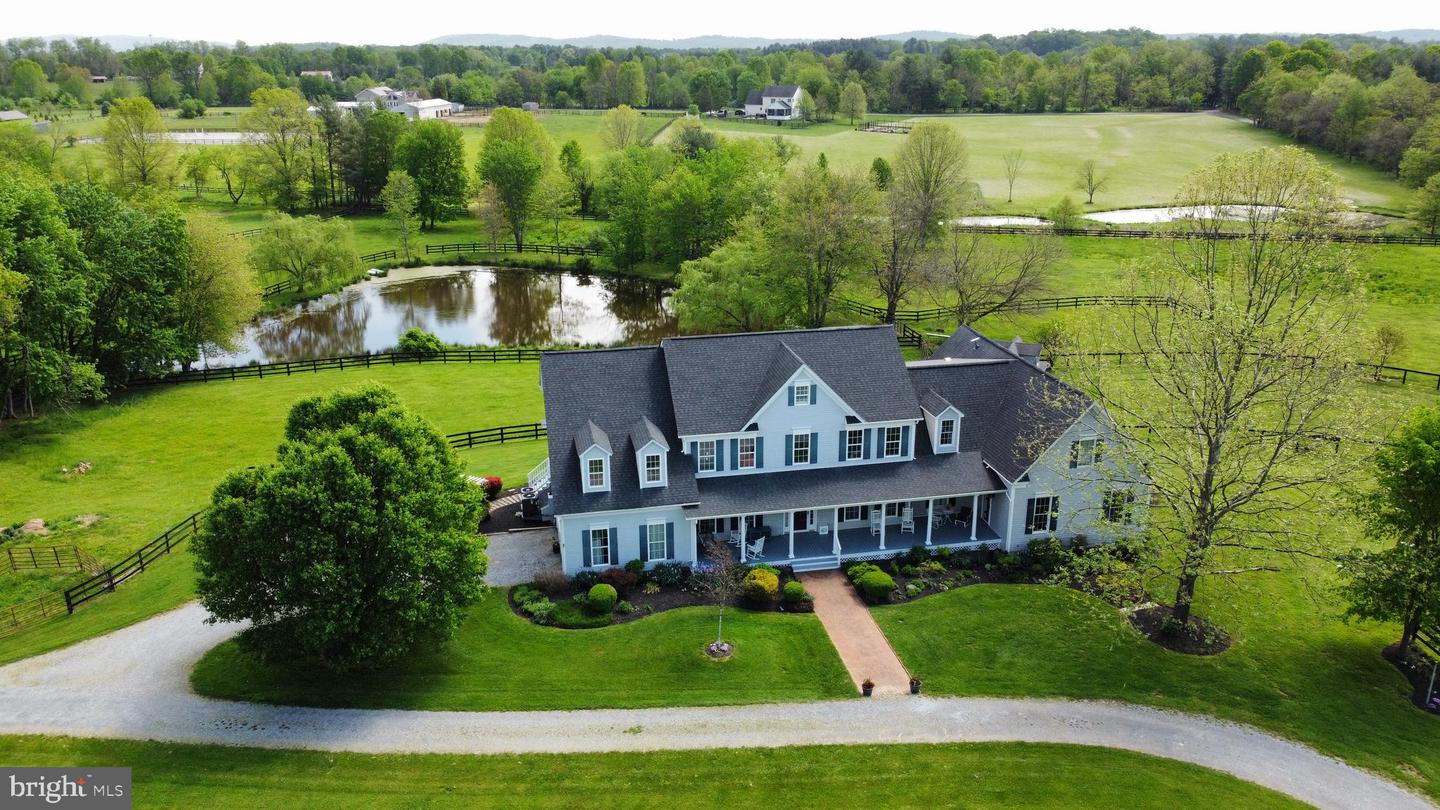 13974 BLAZER LN, LOVETTSVILLE, Virginia 20180, 7 Bedrooms Bedrooms, ,6 BathroomsBathrooms,Residential,For sale,13974 BLAZER LN,VALO2095796 MLS # VALO2095796