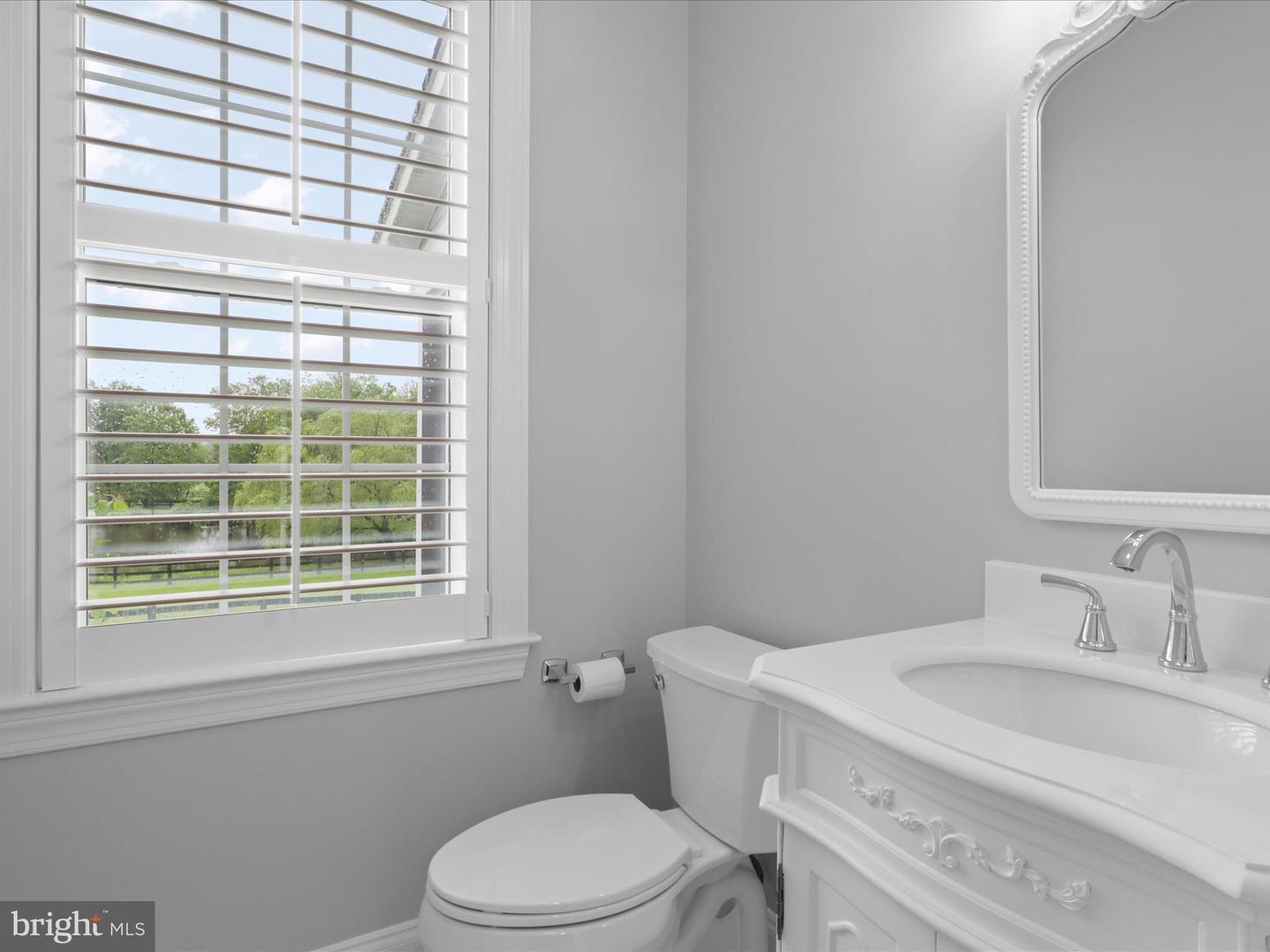 13974 BLAZER LN, LOVETTSVILLE, Virginia 20180, 7 Bedrooms Bedrooms, ,6 BathroomsBathrooms,Residential,For sale,13974 BLAZER LN,VALO2095796 MLS # VALO2095796