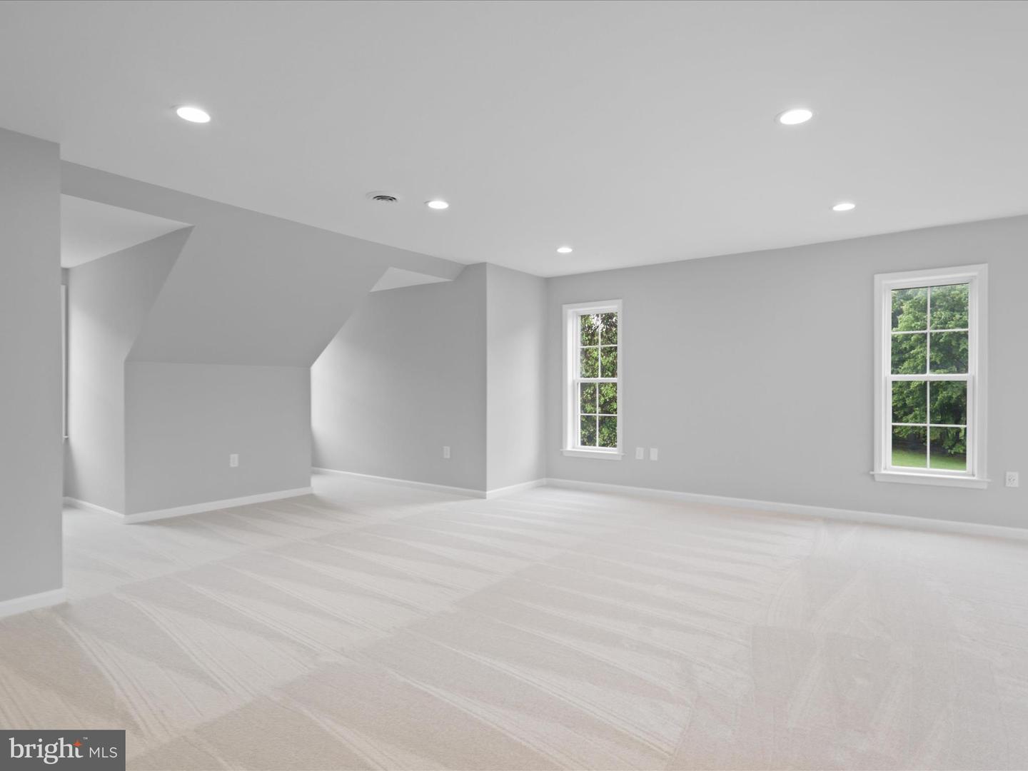 13974 BLAZER LN, LOVETTSVILLE, Virginia 20180, 7 Bedrooms Bedrooms, ,6 BathroomsBathrooms,Residential,For sale,13974 BLAZER LN,VALO2095796 MLS # VALO2095796