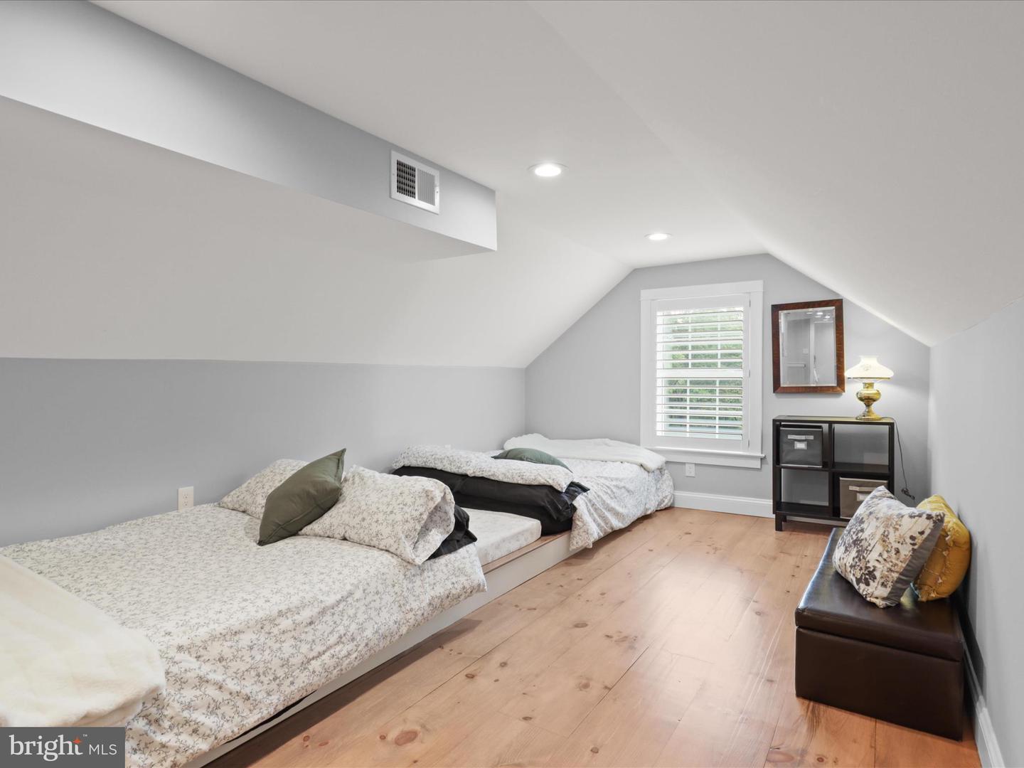 13974 BLAZER LN, LOVETTSVILLE, Virginia 20180, 7 Bedrooms Bedrooms, ,6 BathroomsBathrooms,Residential,For sale,13974 BLAZER LN,VALO2095796 MLS # VALO2095796